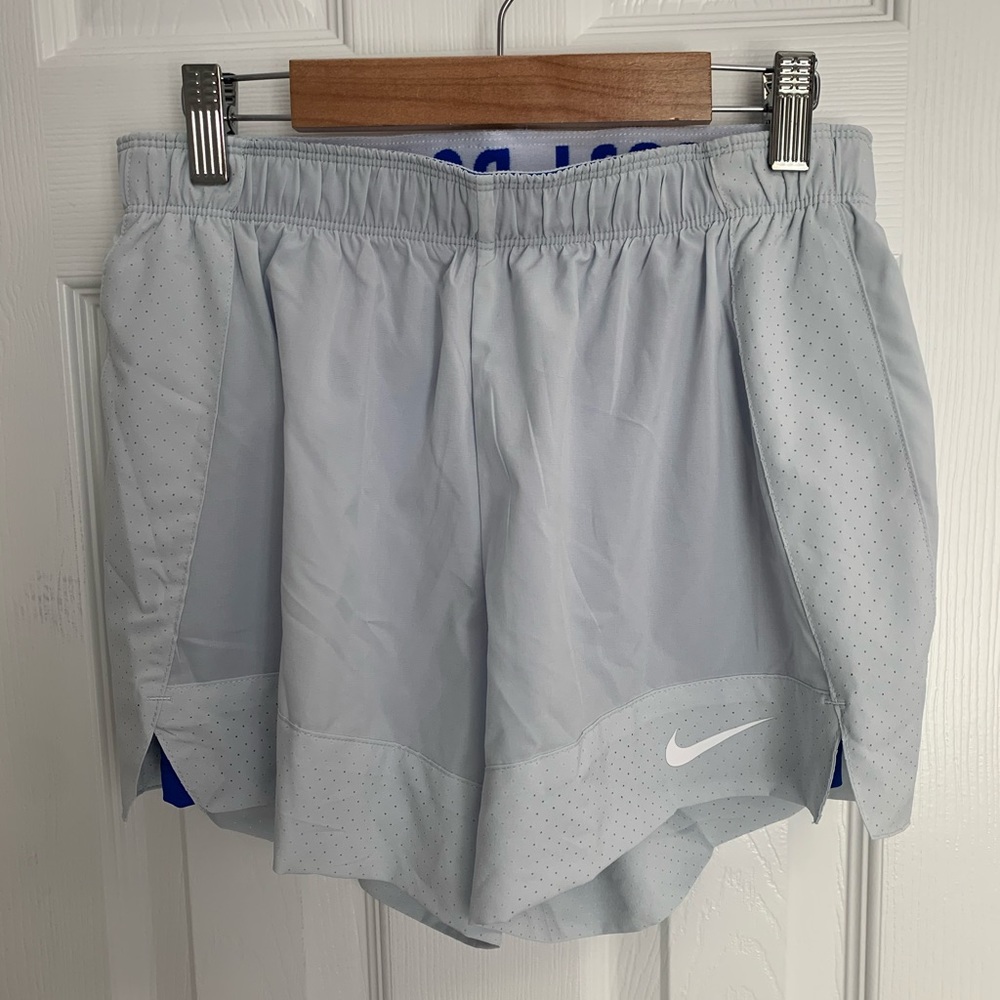 NWOT Nike running shorts